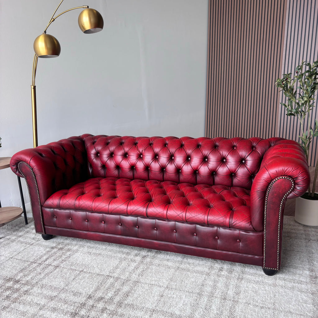 Vintage Tufted Leather Chesterfield Sofa in Burgundy