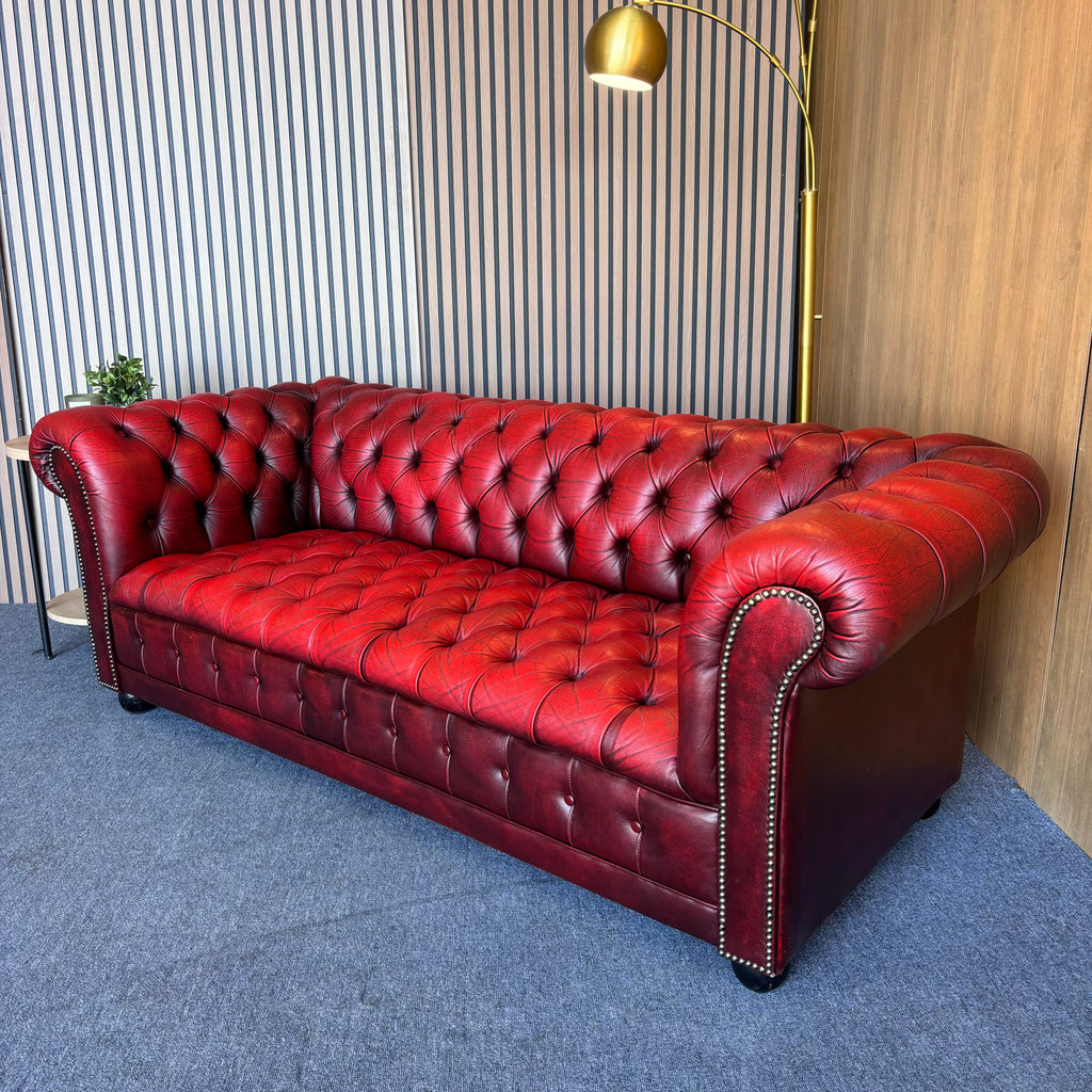 Vintage Tufted Leather Chesterfield Sofa in Burgundy