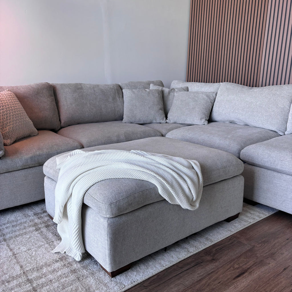 Thomasville Lowell 6-Piece Modular Sectional — Like New