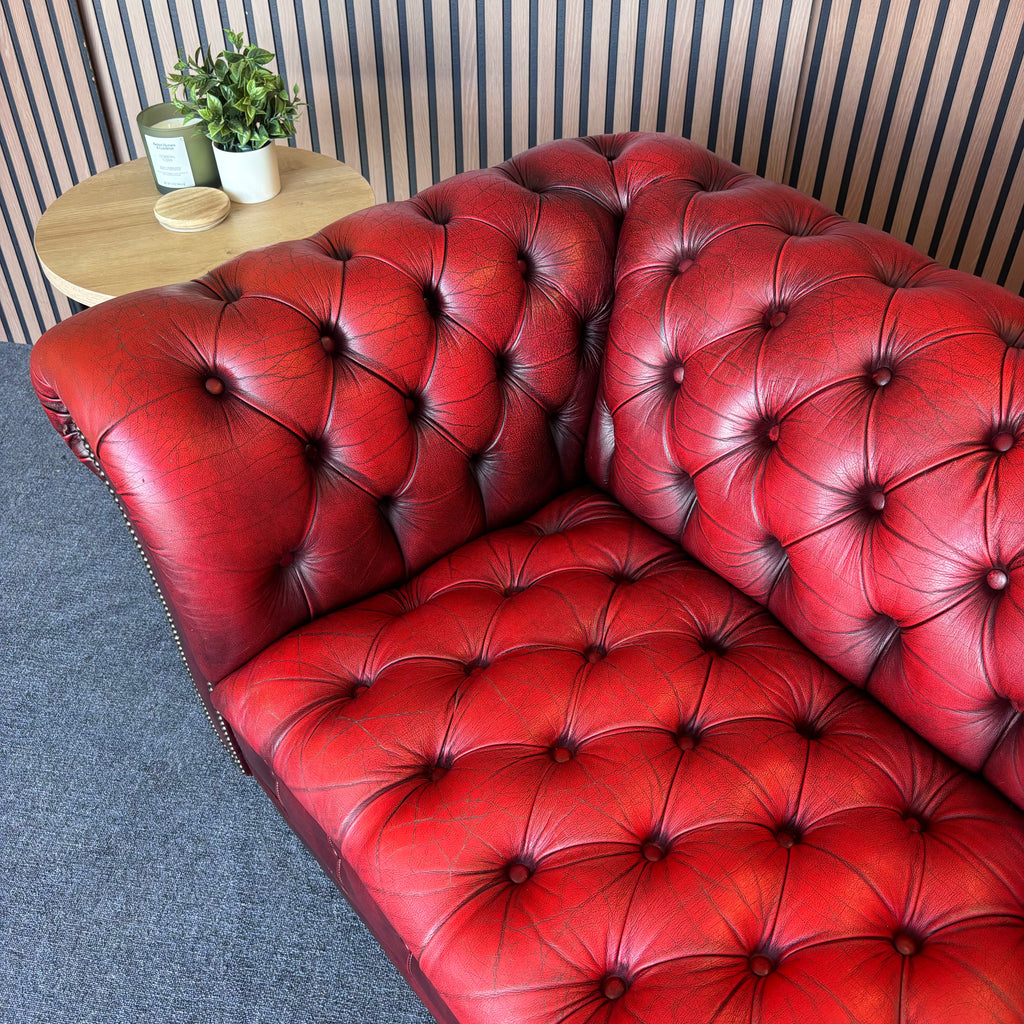 Vintage Tufted Leather Chesterfield Sofa in Burgundy