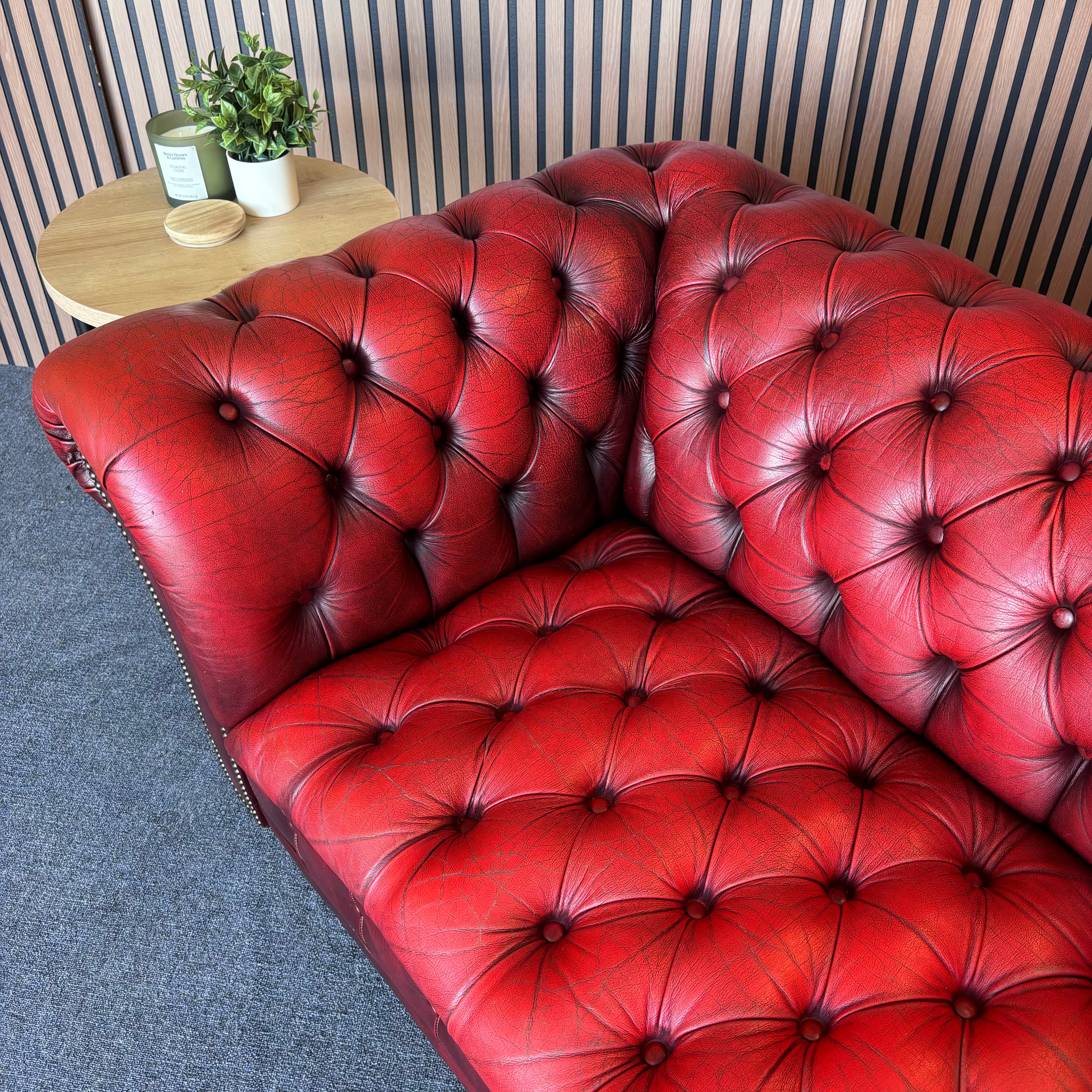 Vintage Tufted Leather Chesterfield Sofa in Burgundy