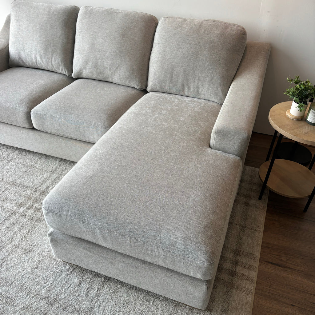 Thomasville Dillard Reversible Chaise Sofa