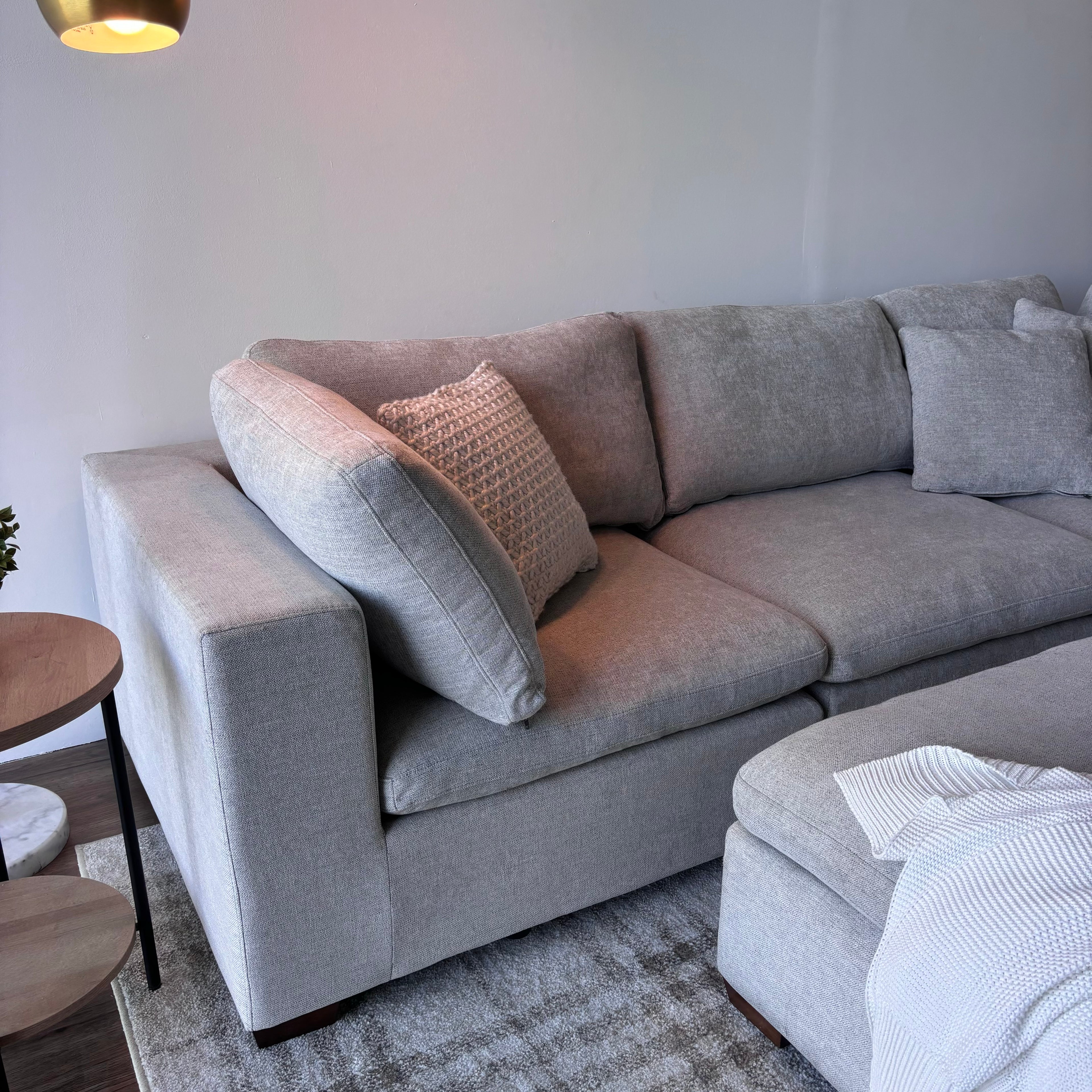Thomasville Lowell 6-Piece Modular Sectional — Like New