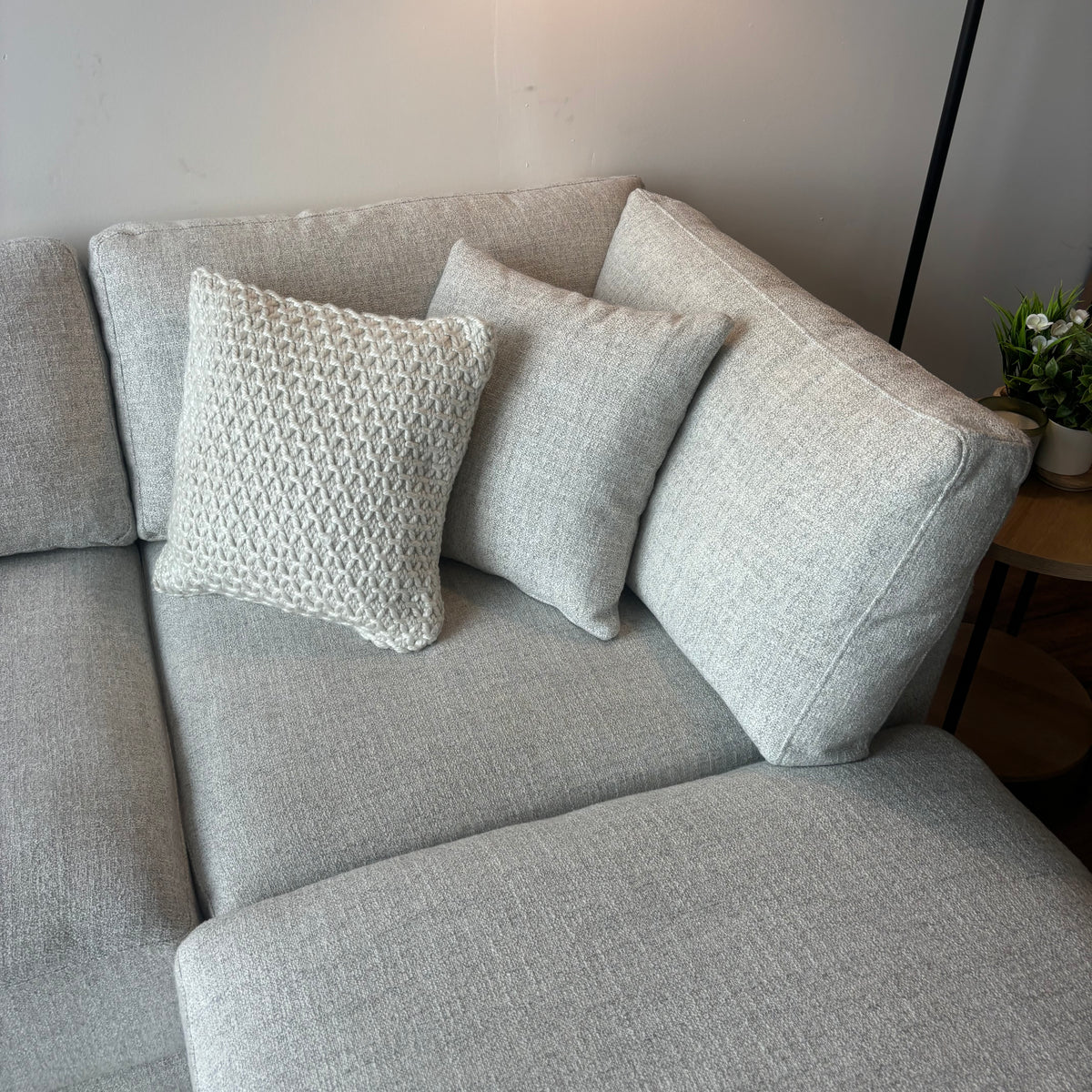 Aiden & Ivy Dayna 4-Piece Modular Sectional