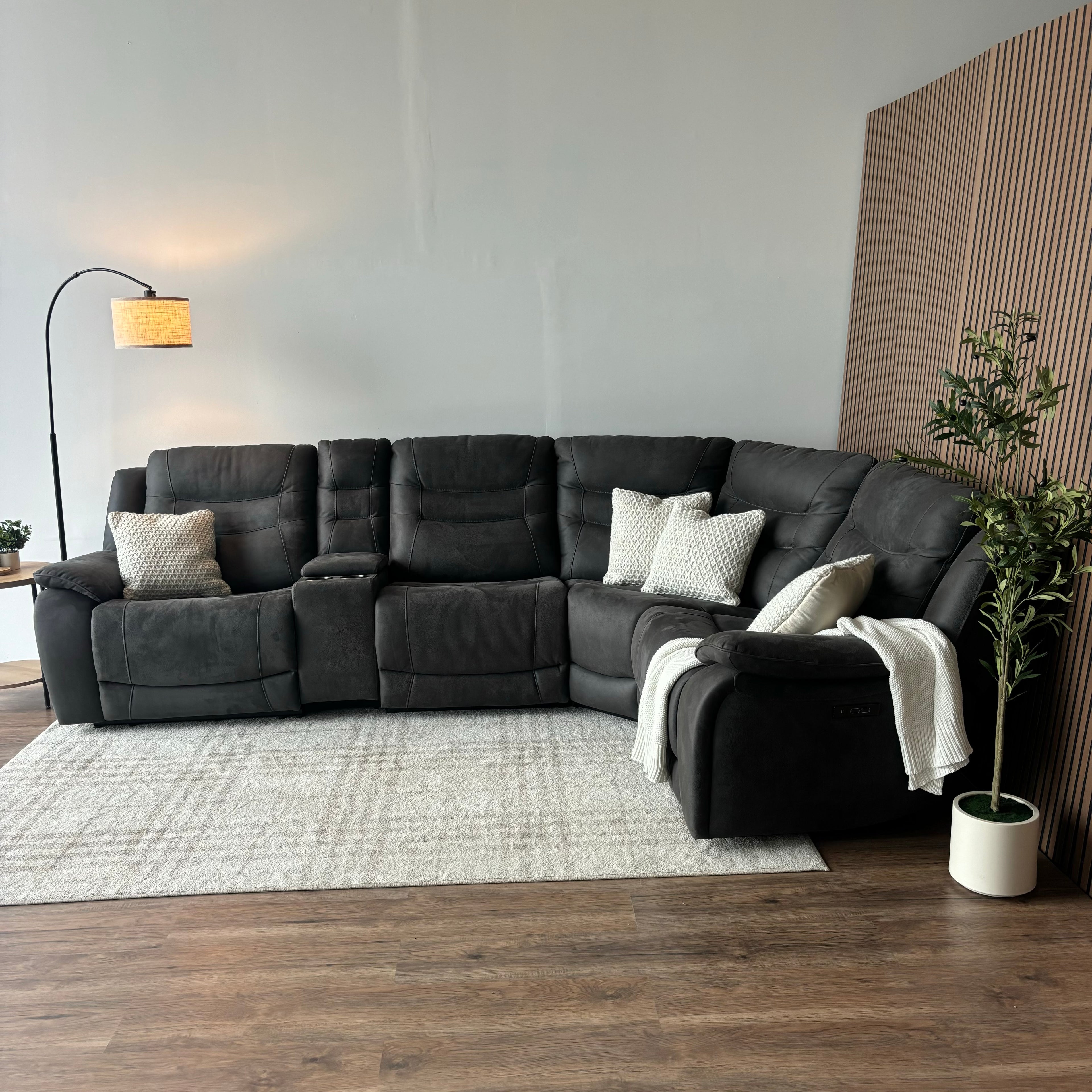 Kelsee 5-Piece Power Reclining Modular Sectional