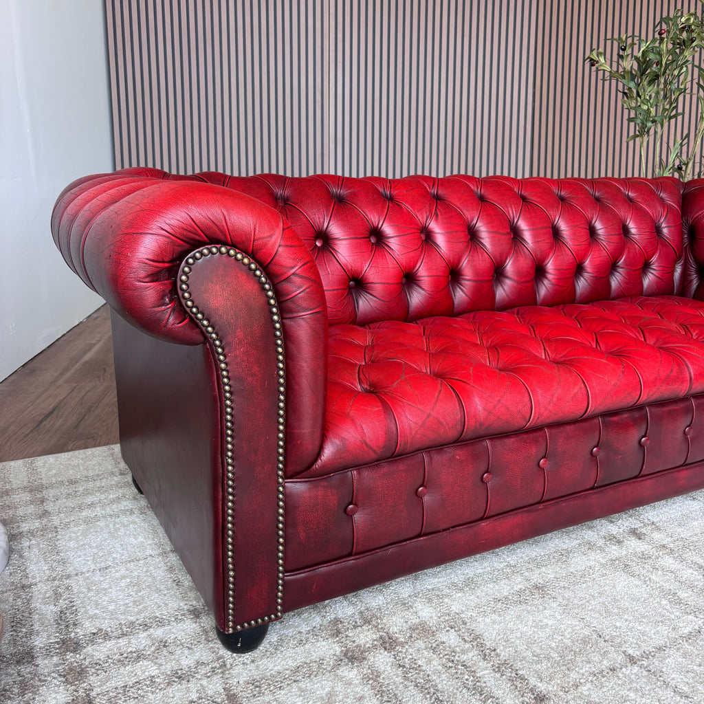 Vintage Tufted Leather Chesterfield Sofa in Burgundy