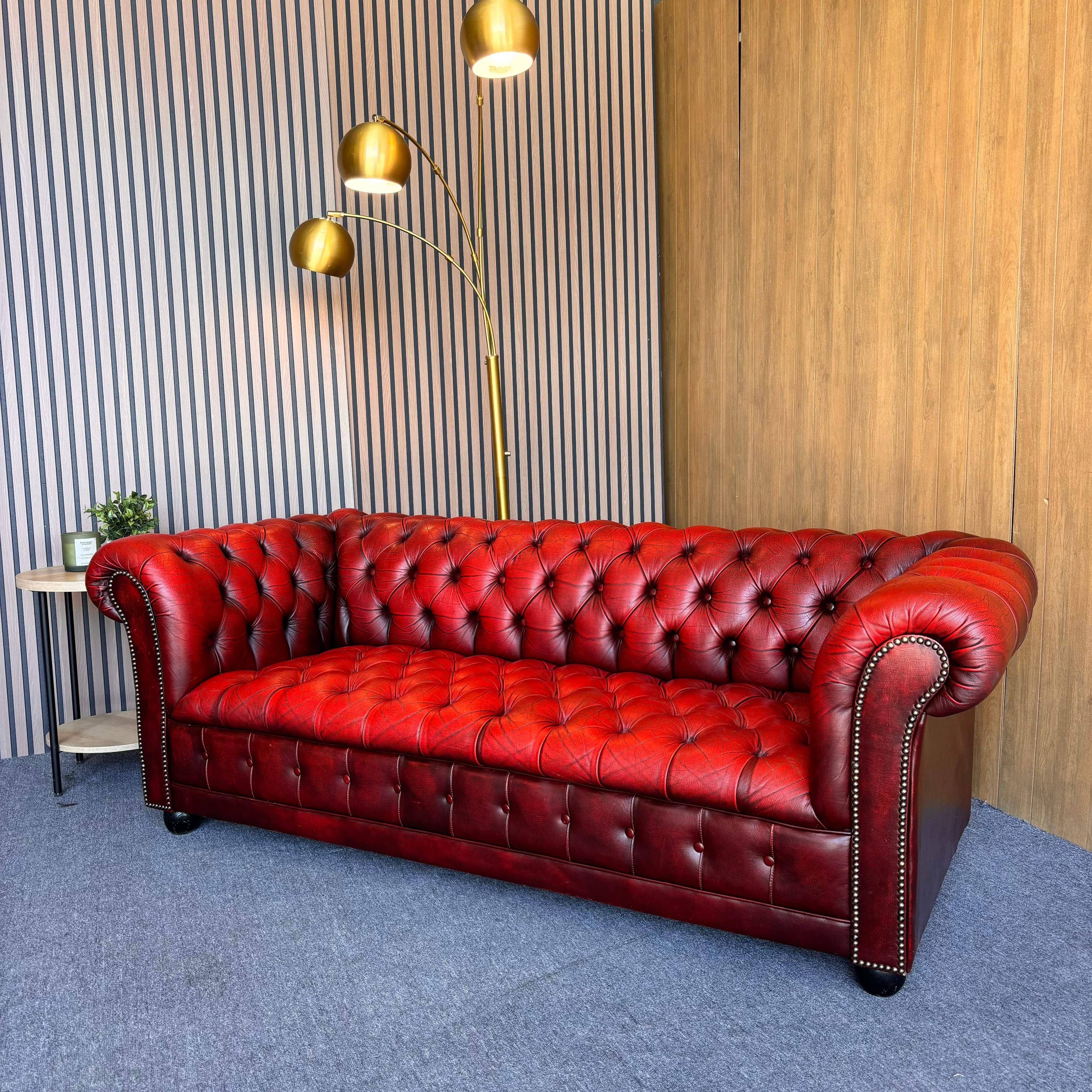 Vintage Tufted Leather Chesterfield Sofa in Burgundy