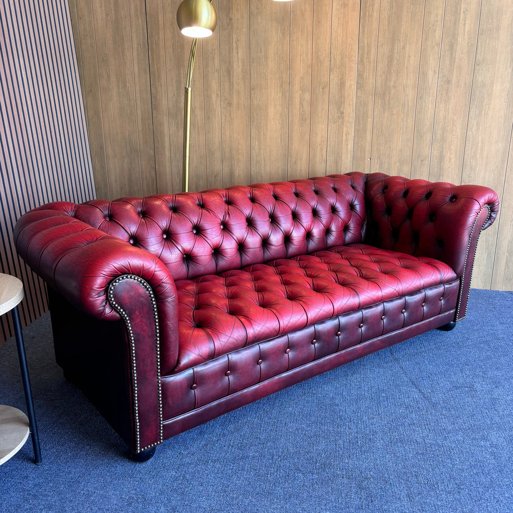 Vintage Tufted Leather Chesterfield Sofa in Burgundy
